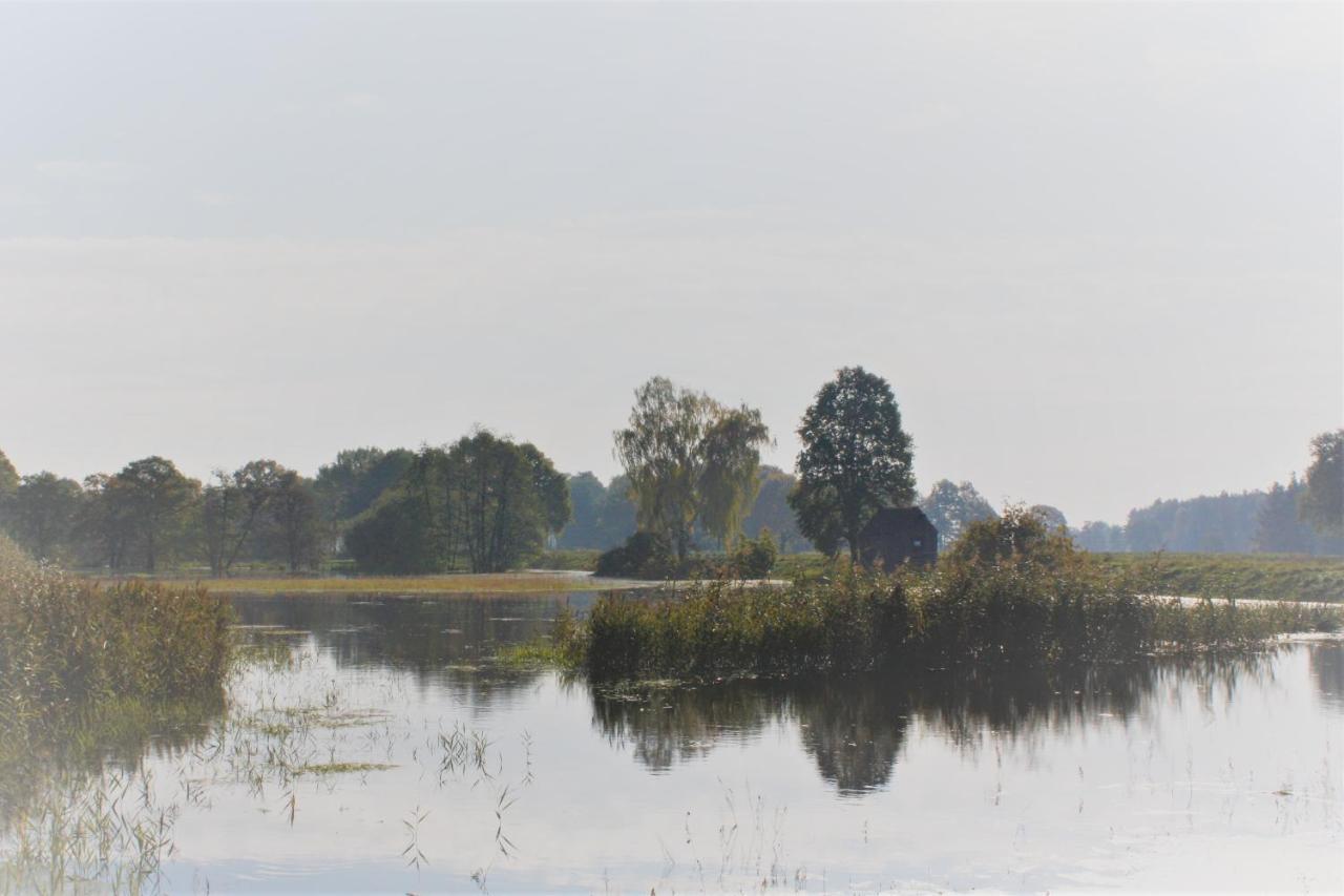 Hotel Gutshof Zum Adlernest Arnsnesta Exteriér fotografie