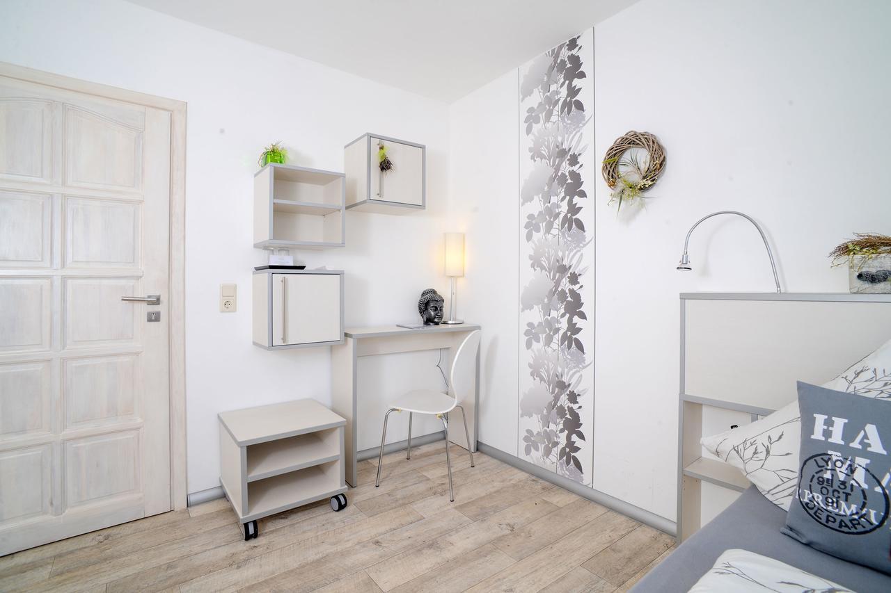 Hotel Gutshof Zum Adlernest Arnsnesta Exteriér fotografie